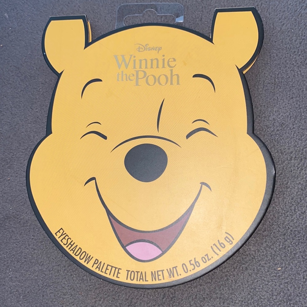 NEW Disney Winnie the Pooh eyeshadow palette